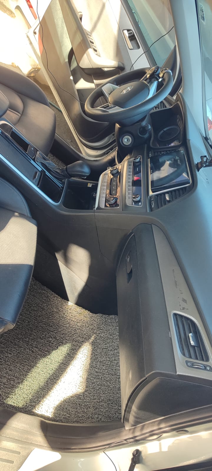 carros - HYUNDAI NEW RISE 2019 DESDE: RD$730,000.00 5