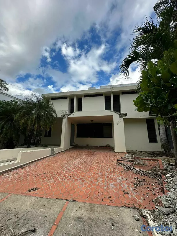 oficinas y locales comerciales - Casa Comercial en los Cerros de Gurabo 1