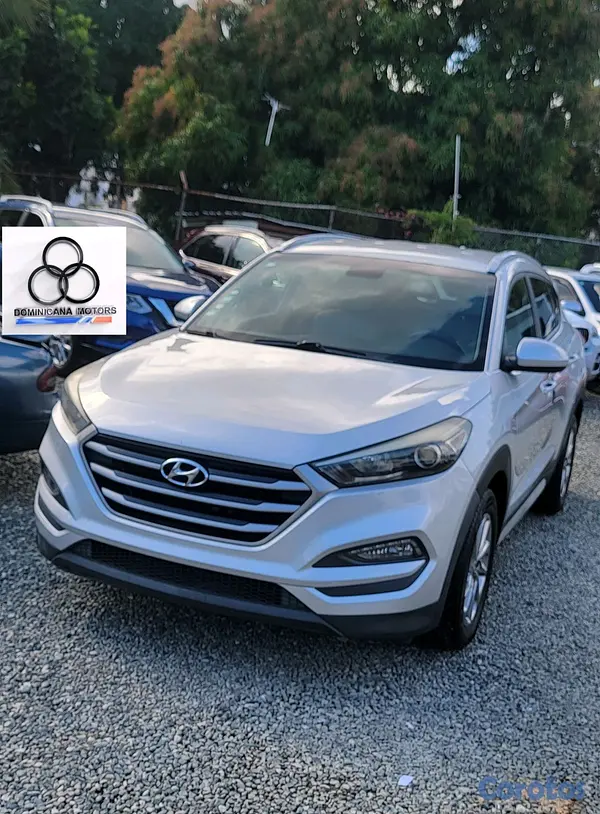 jeepetas y camionetas - HYUNDAI TUCSON 2018 3