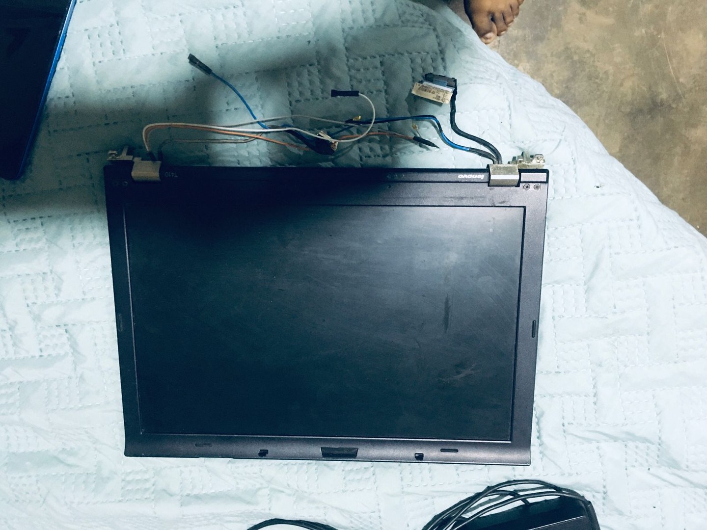 computadoras y laptops - se vende lapto lenovo t410 a buen precio de oportidad 1