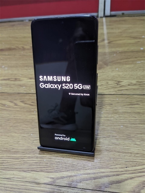 celulares y tabletas - Sansung s20 5G 3