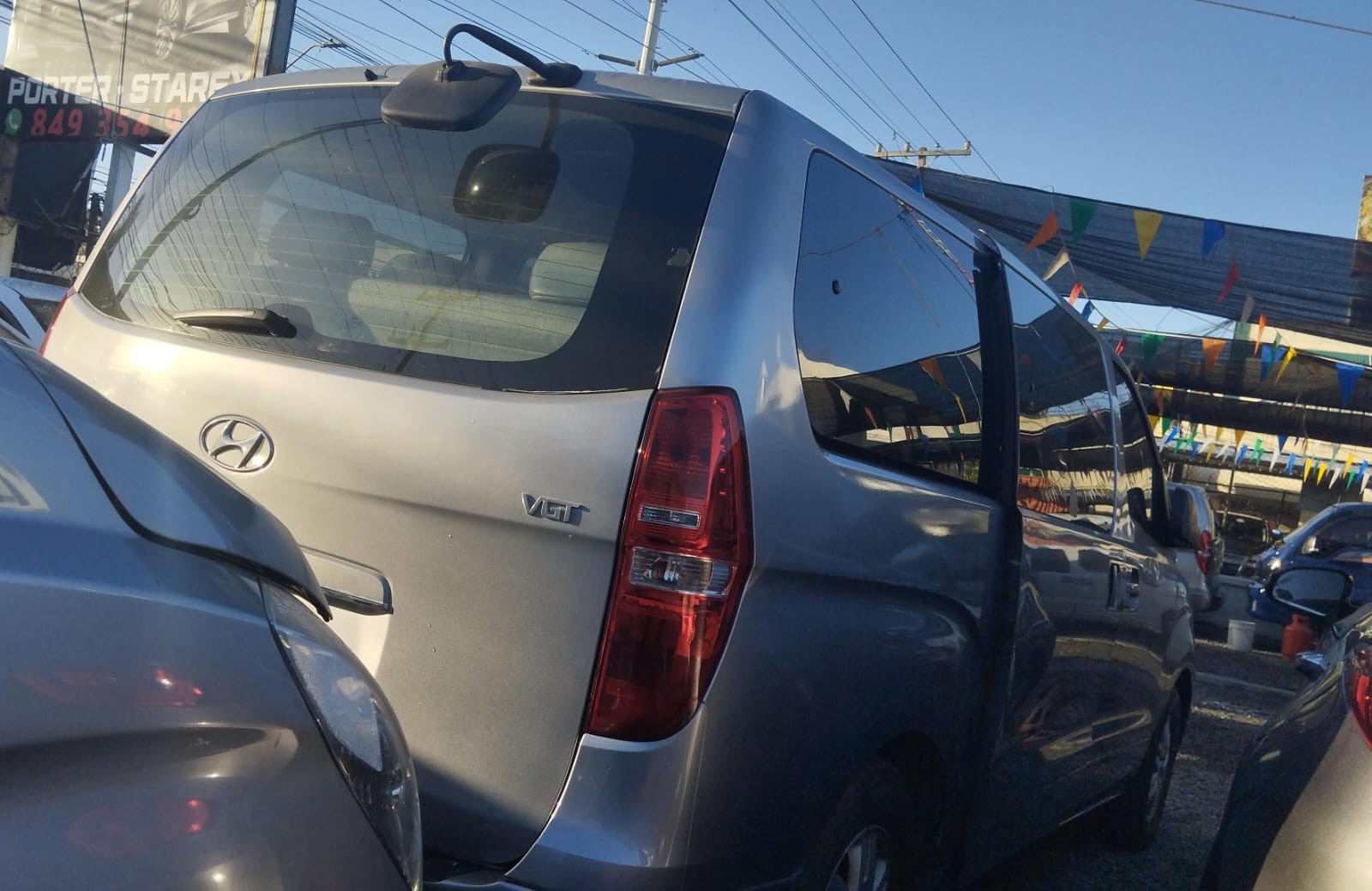 jeepetas y camionetas - HYUNDAI GRAND STAREX 2017 GRISDESDE: RD$1150.100 2