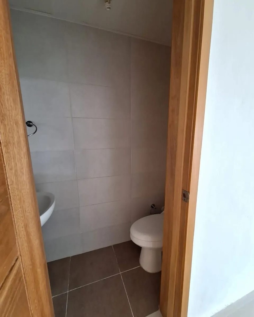 apartamentos -  Sin intermediario Rento Apartamento sin amueblar con ascensor y planta  4