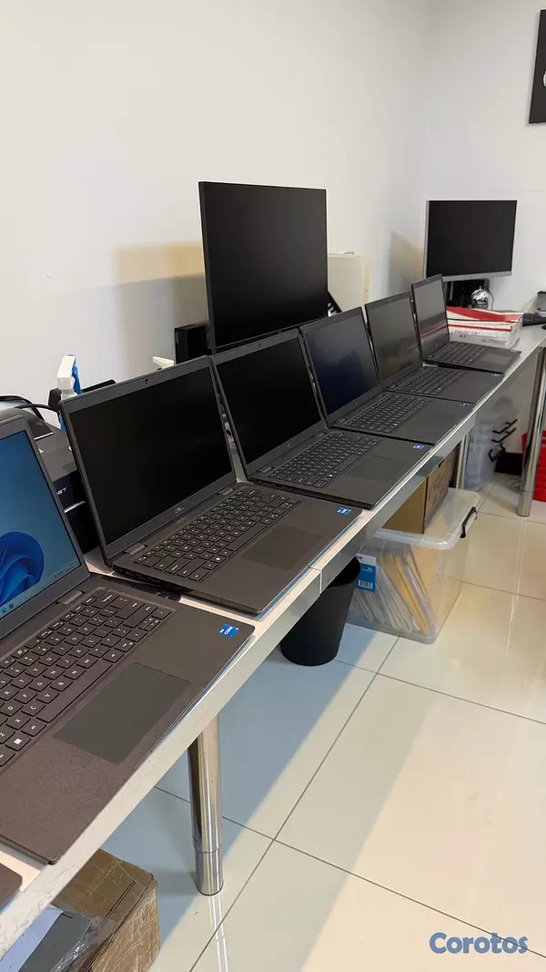 computadoras y laptops - Dell Latitud 3420. 11Th Gen. 2