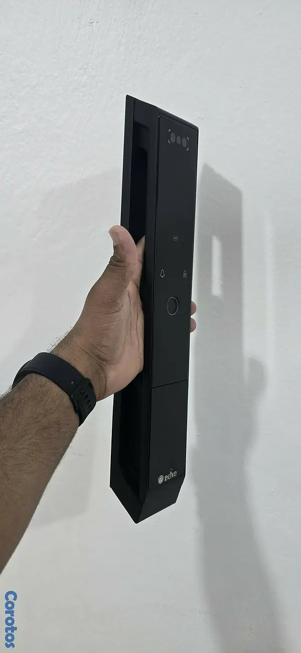 decoración y accesorios - Cerradura Smart 830-16023 con Cámara y App Tuya 2