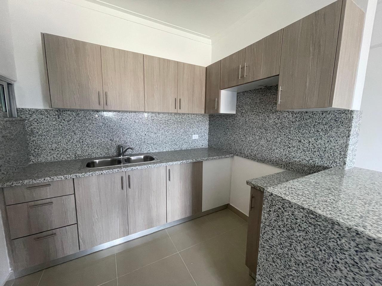 apartamentos - Alquiló independencia dos hab 2.5 baño parqueo bal 9