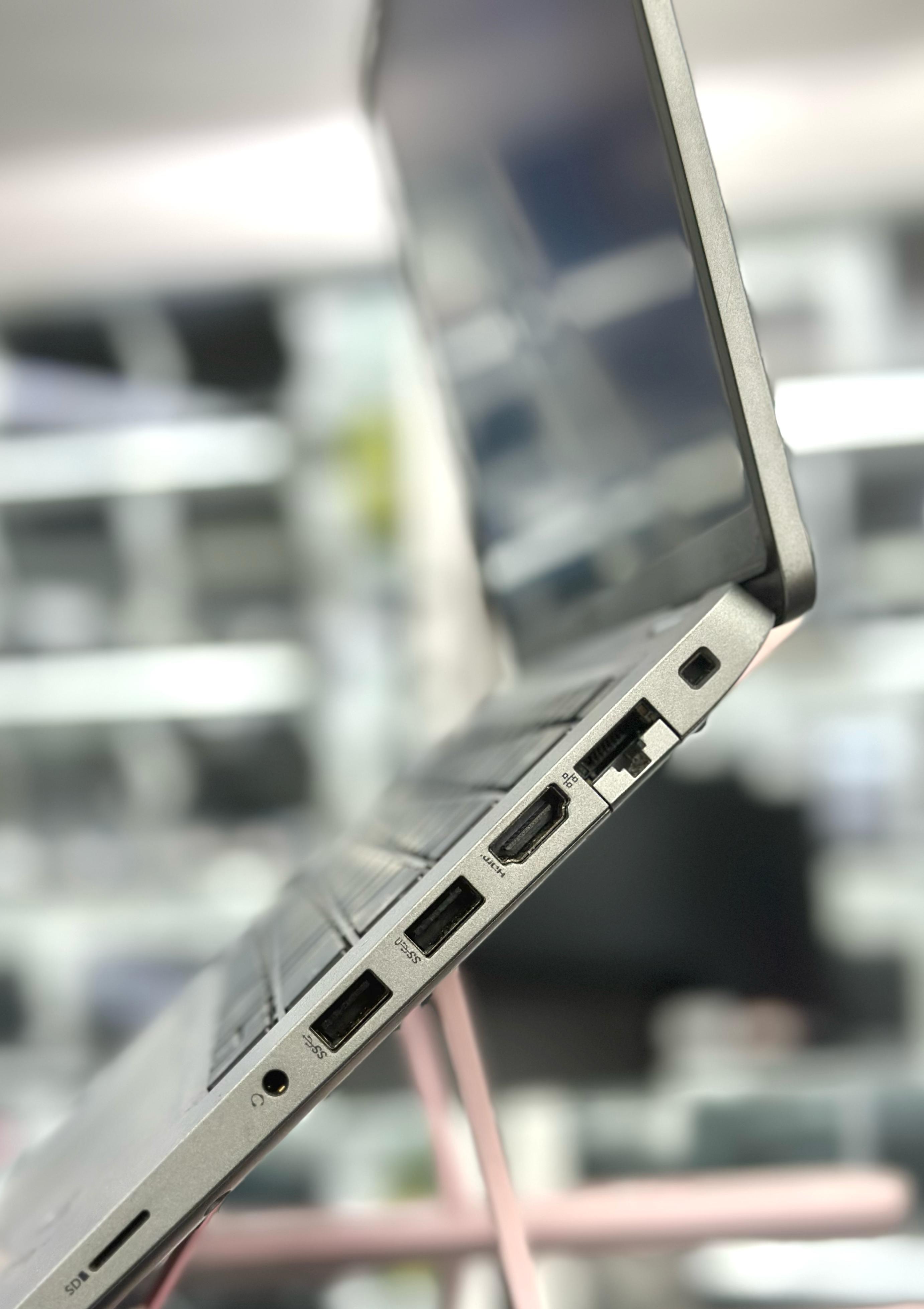 computadoras y laptops - Dell i7 11va GEN Laptop 1