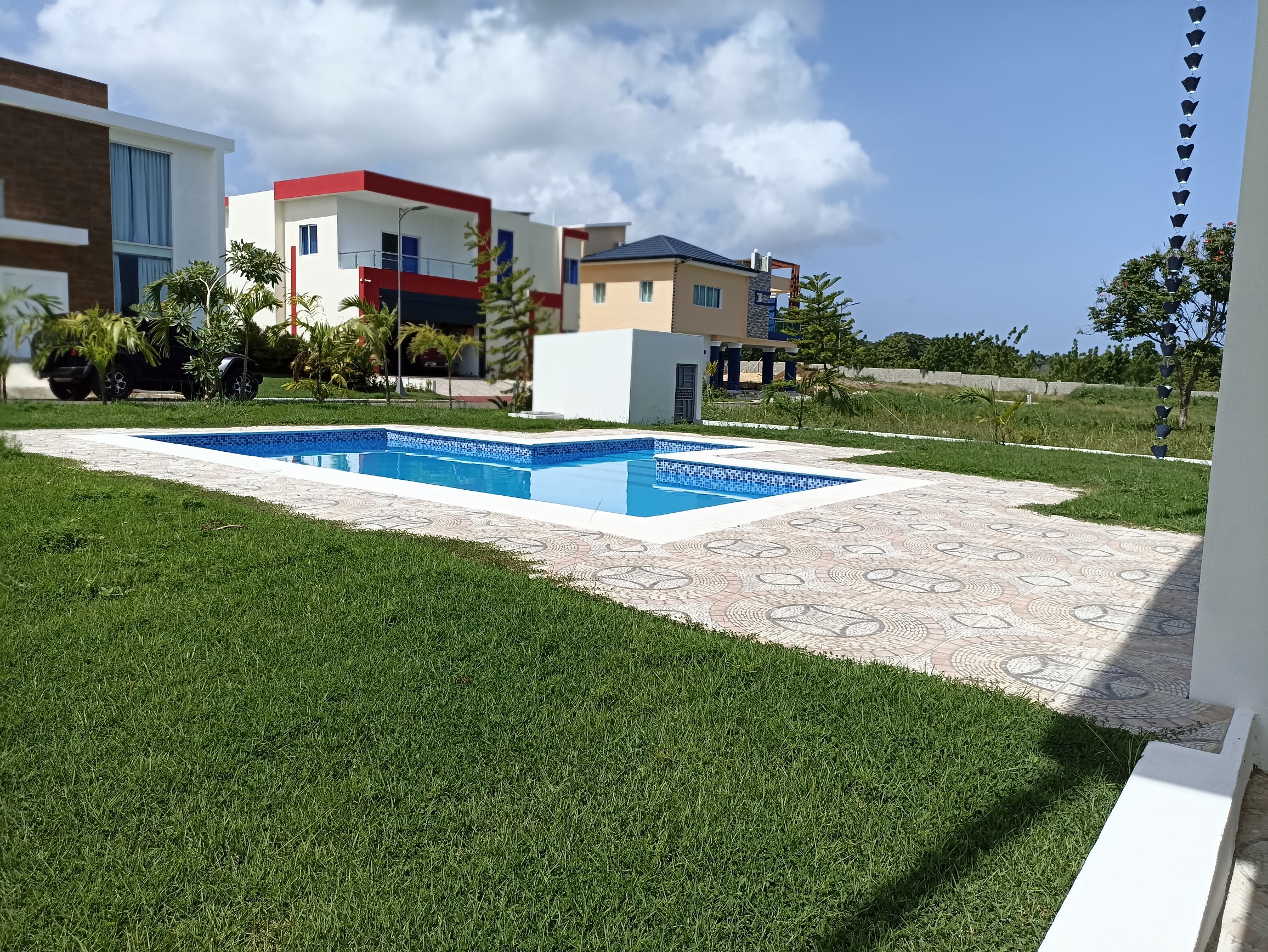 casas - Villa con muy buenos espacios frente a Playa Dorada lista para entrega 0