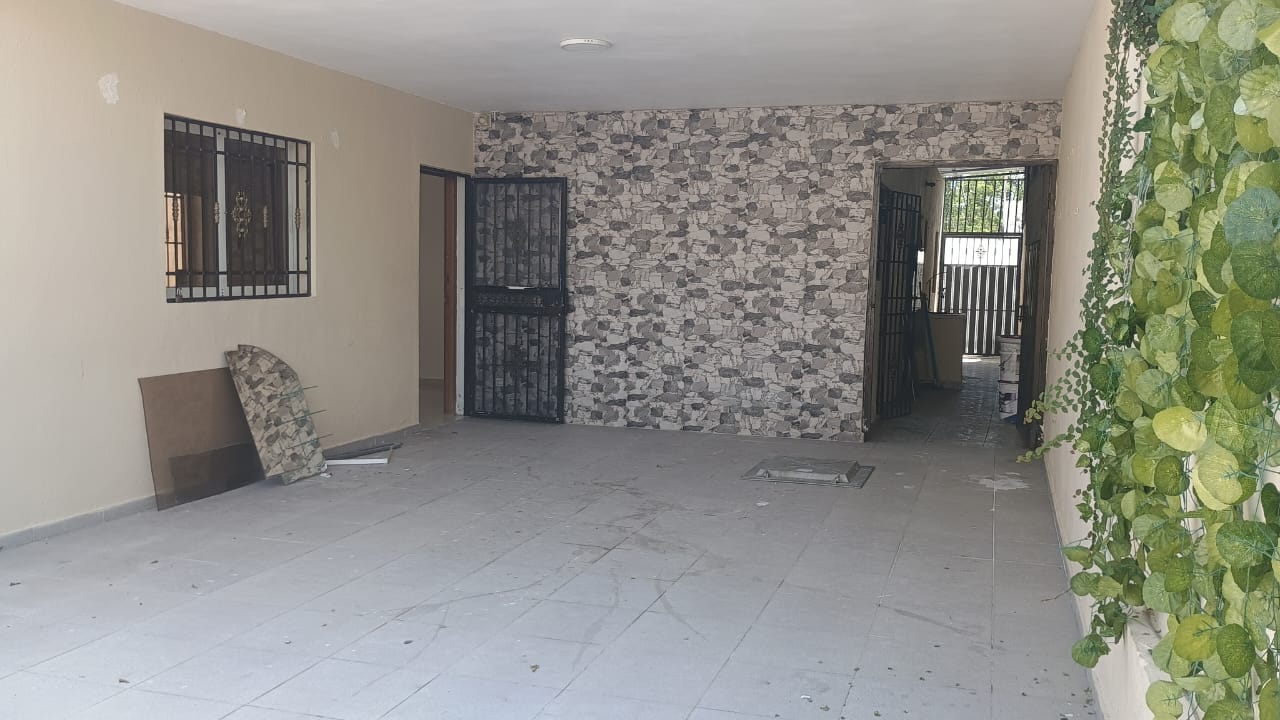 casas - Casas de Alquiler En la Jacobo Majluta  5