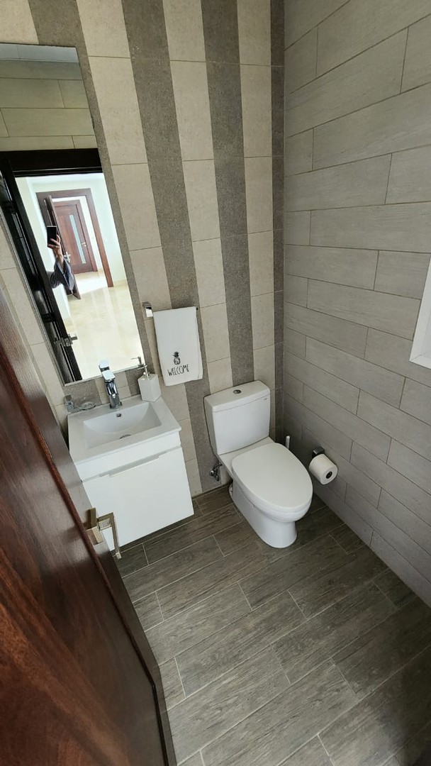 apartamentos - Apartamento 2do Nivel en La Zurza  6