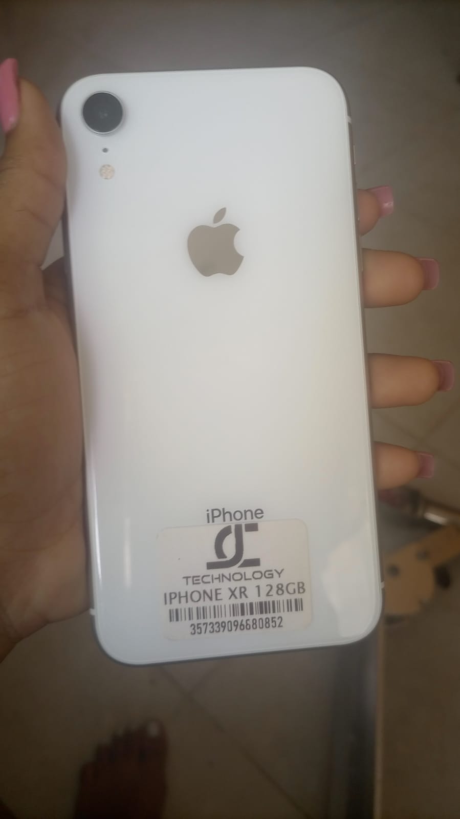celulares y tabletas - iPhone XR  3