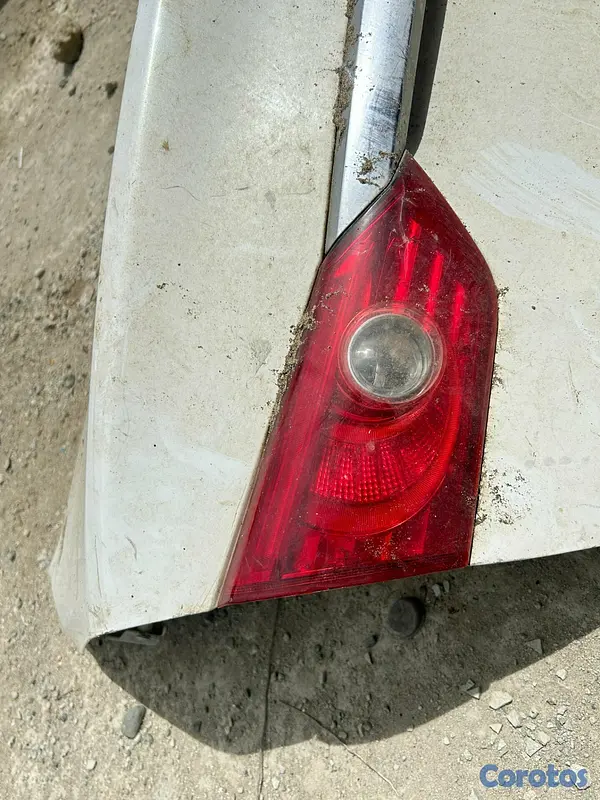 repuestos - Compuerta trasera Original OEM de Infiniti Q50 año 5
