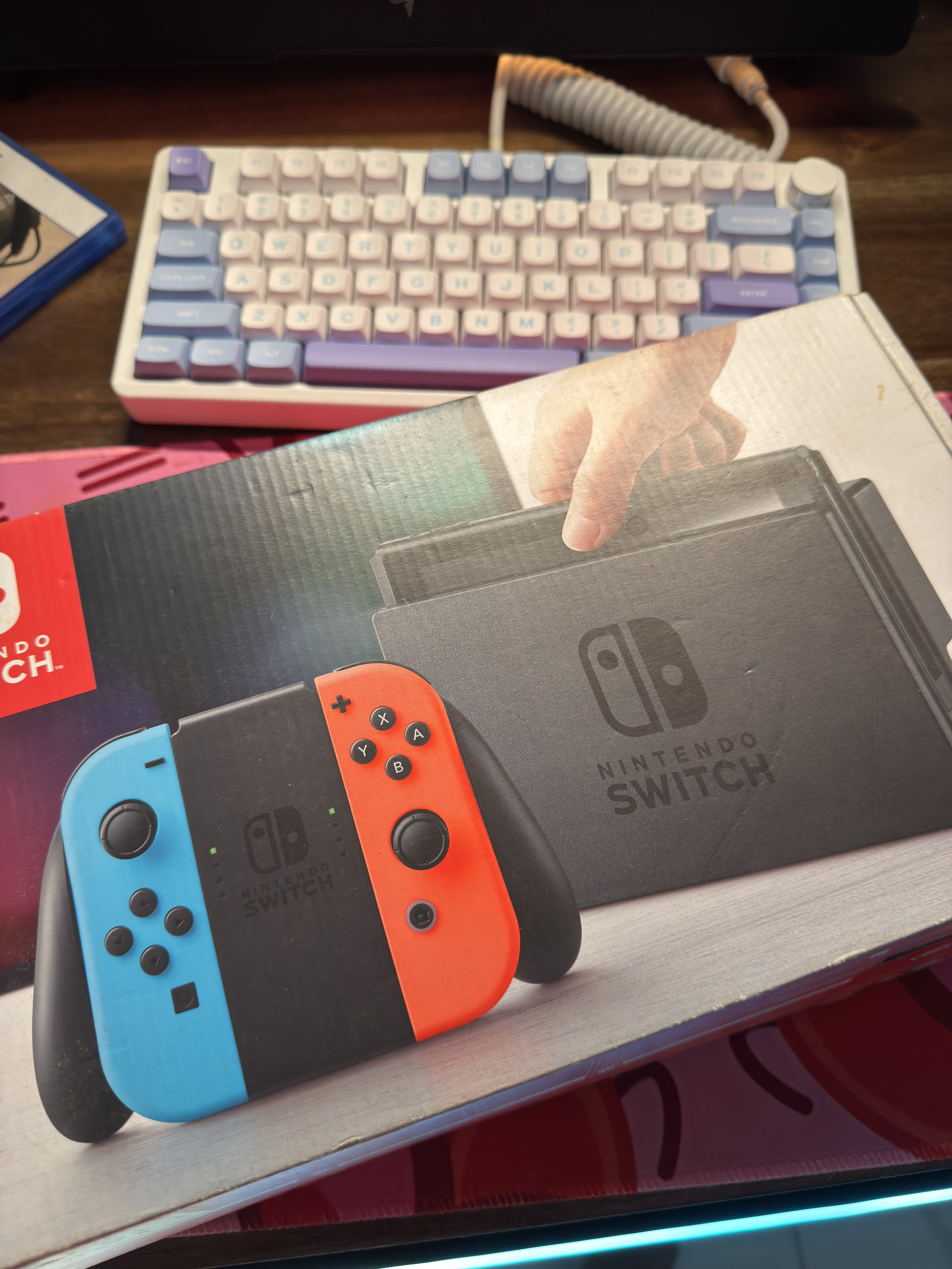 consolas y videojuegos - VENDO Nintendo Switch V1 como nueva 9/10