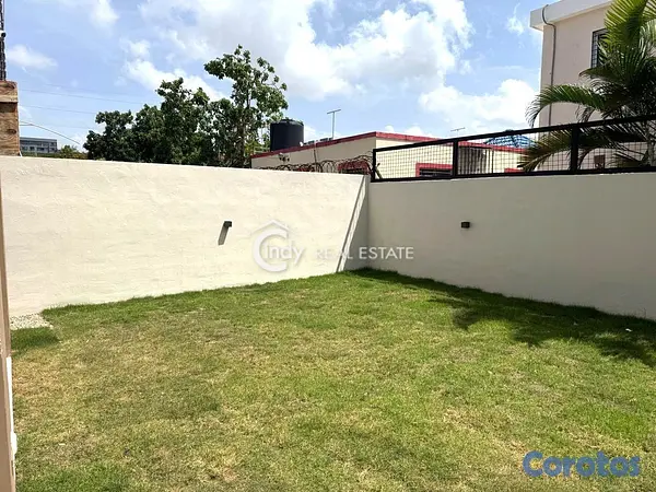 casas - Casa Moderna en Venta | 2 Niveles | Santiago RD 5