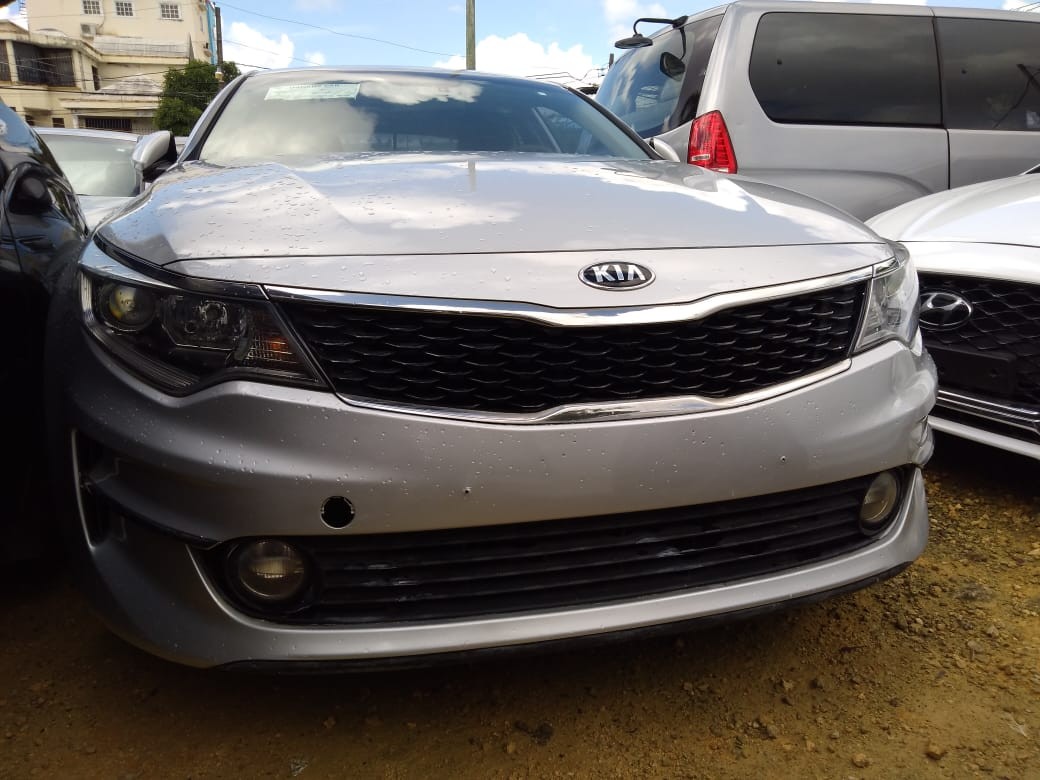 carros - KIA K5 2017 GRISDESDE: RD$ 685,100.00