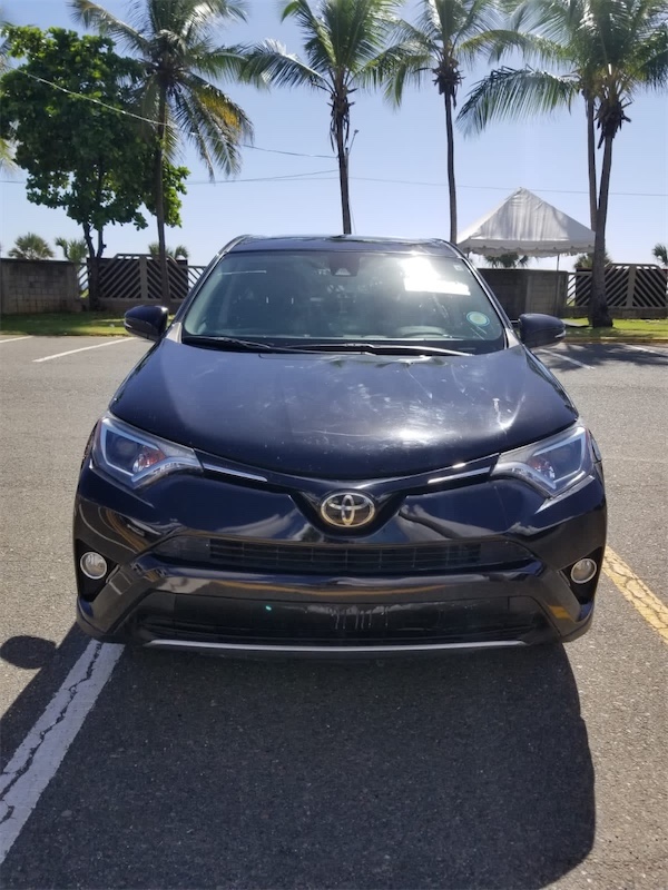 jeepetas y camionetas - Toyota RAV4 platinum 2018 importada 8