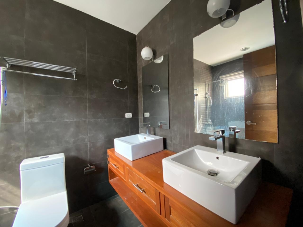 apartamentos - Amplio apartamento en Evaristo Morales  4