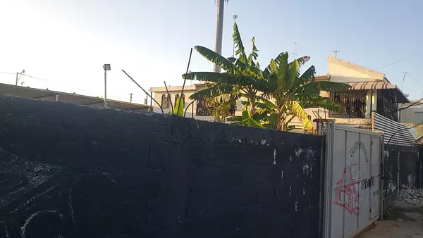 solares y terrenos - Solar Residencial o comercial en las Americas  5