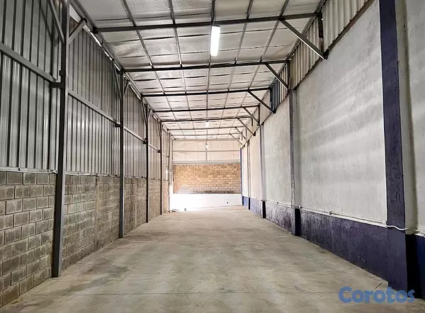 oficinas y locales comerciales - Almacén en herrera  3