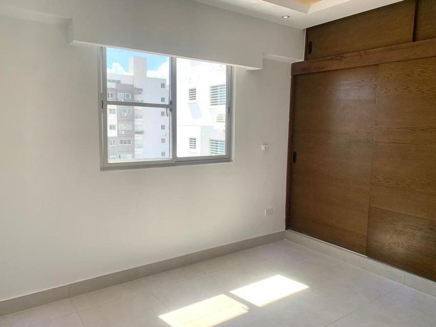 apartamentos - Apartamento en alquiler Evaristo Morales Santo Domingo 6