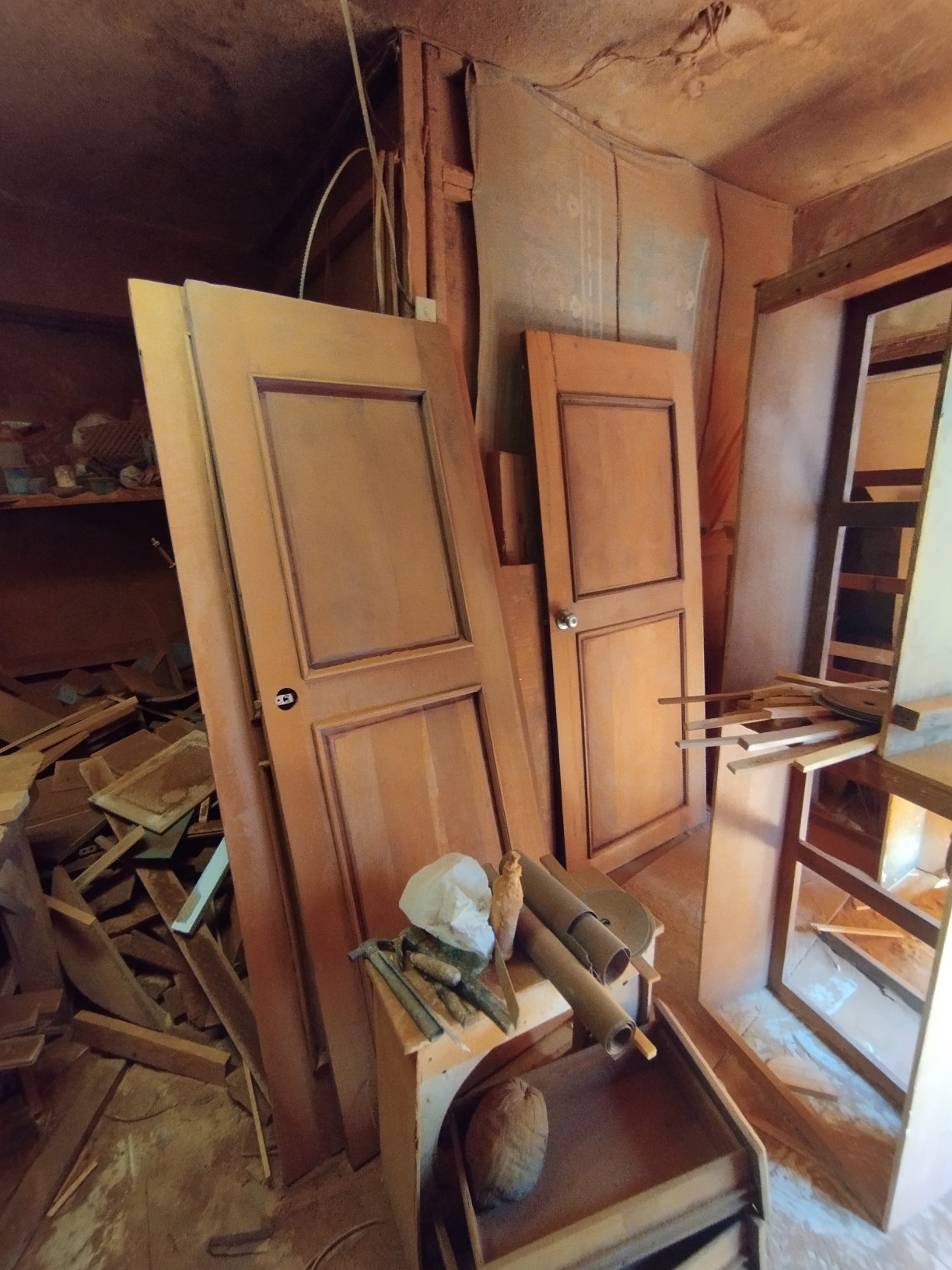 muebles y colchones - Instalación en madera  3