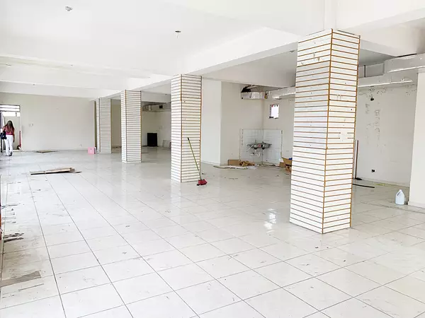 oficinas y locales comerciales - Local céntrico en la Duarte  4