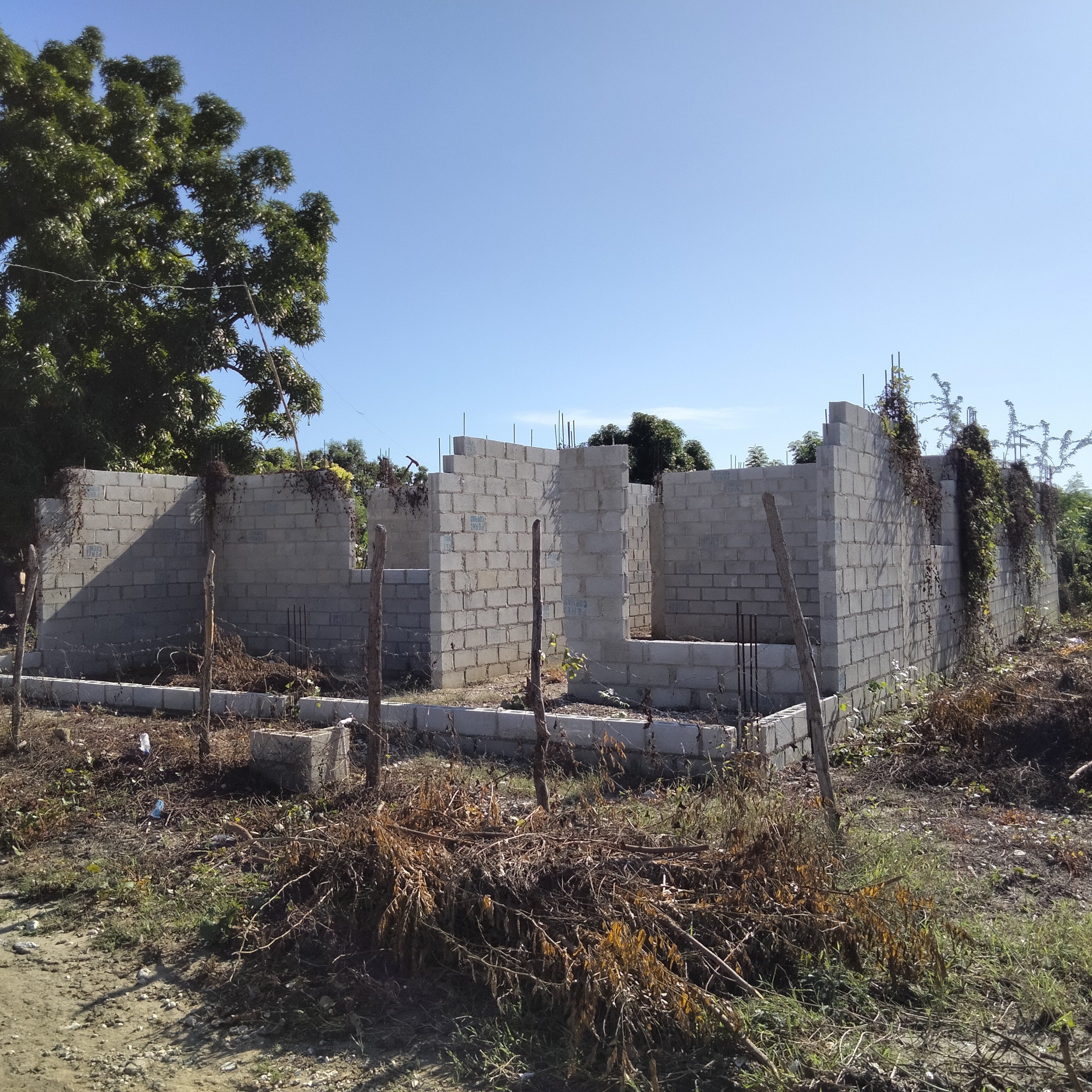 casas - vendo construcción en azua