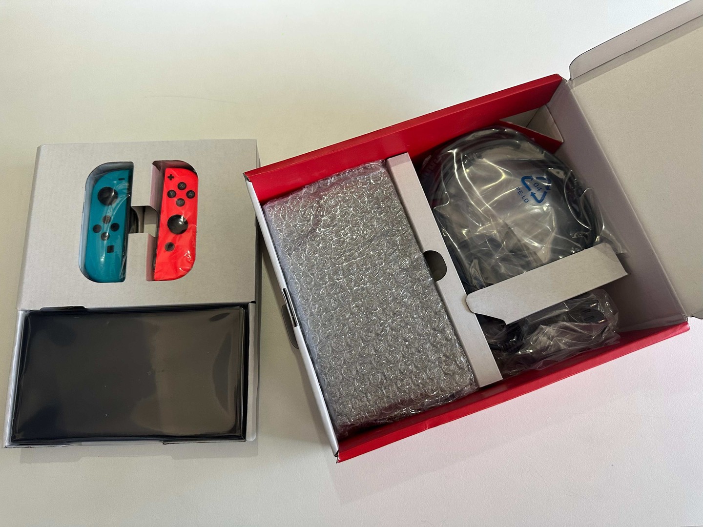 consolas y videojuegos - Vendo Nintendo Switch OLED Nuevo Sellado , Garantía ,Originales RD$ 20,200 NEG 2