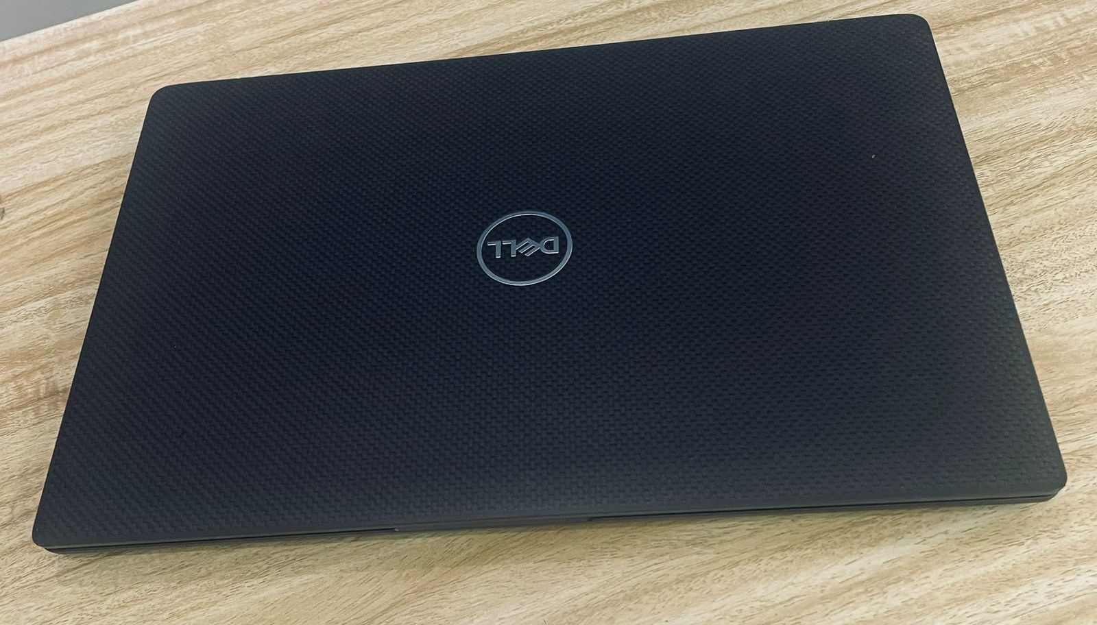 computadoras y laptops - Laptop Dell Latitude7400 Intel core i7 16GB RAM  1
