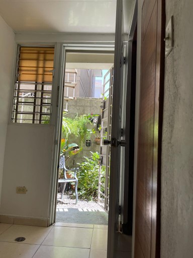 apartamentos - Vendo hermoso apartamento en Santo Domingo Oeste, 1er nivel con patio y balcón  7