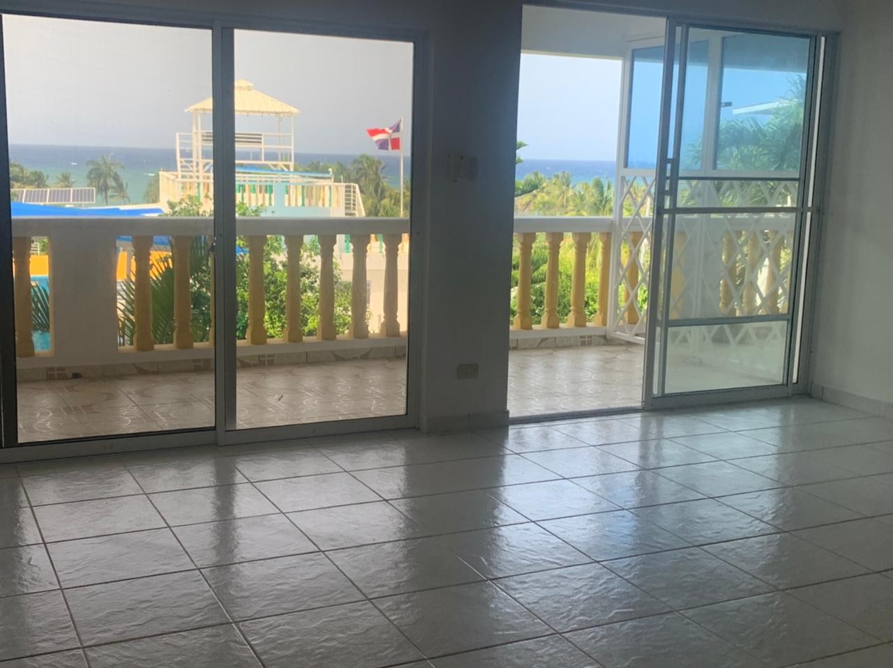 apartamentos - apartamento amplio con piscina y linda vista al mar a 8 minutos de la playa  3
