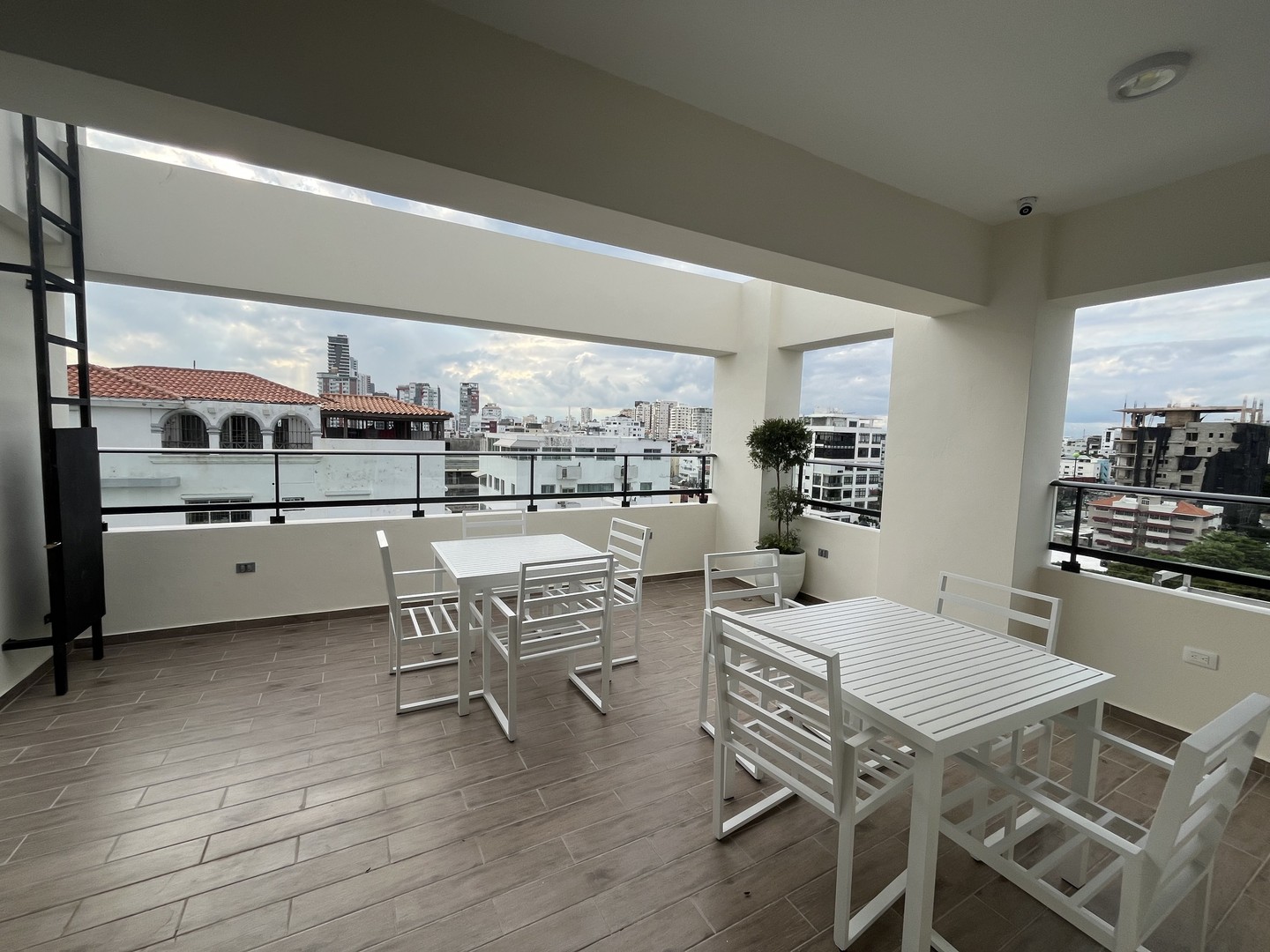 penthouses - Mirador Sur penthouse nuevo 3 habitaciones 3.5 banos 3 parqueos  3
