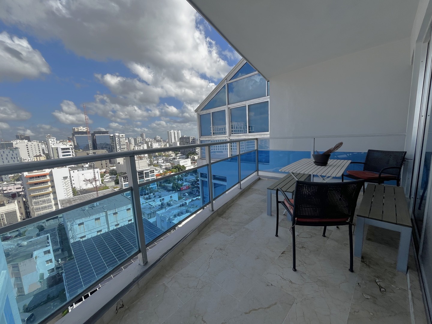 apartamentos - Apartamento Alquiler Piantini de UNA Habitación  4