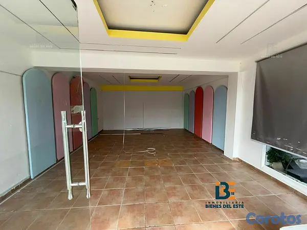 oficinas y locales comerciales - Se Renta Local Comercial en El Centro de la Ciudad