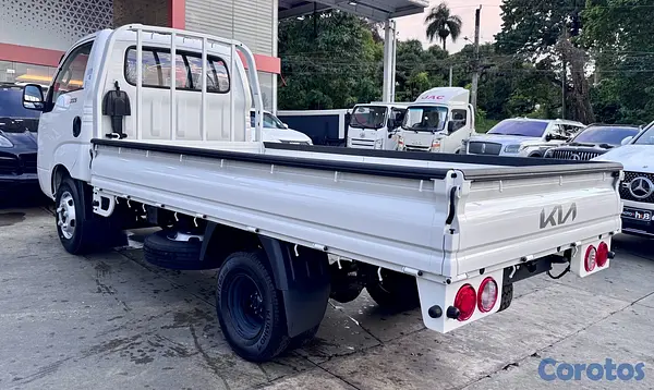 otros vehiculos - Kia K3000S 2027 7