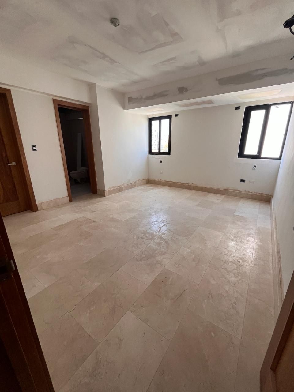 apartamentos - Proyecto en excelente calle Naco, vista al sur 7