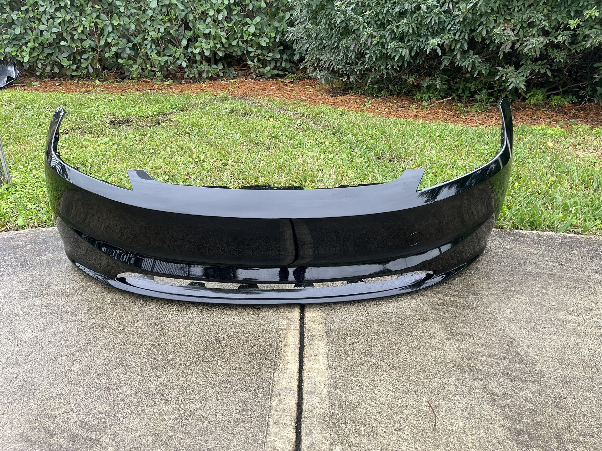 repuestos - Bumper Delantero Para Tesla Model 3 2024