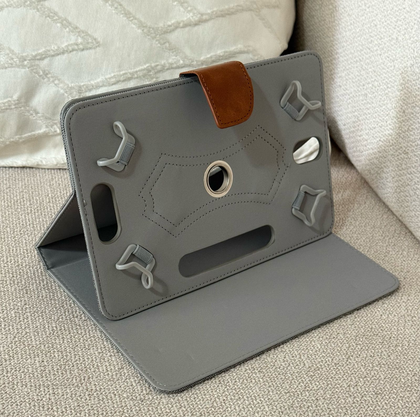 accesorios para electronica - Vendo forro universal de 7-8 pulgadas y de 9 a 10" 4