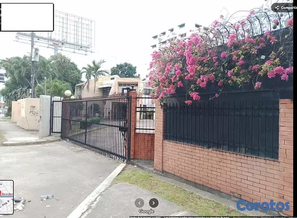 casas - En Venta Casa en la Urb. Real Av. 27 de Febero Tipo Duplex 2