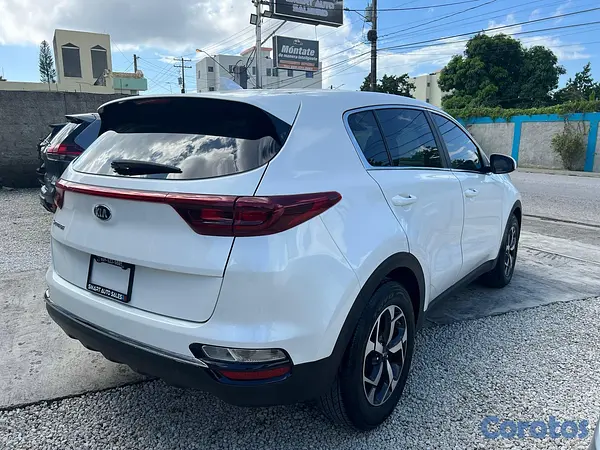 jeepetas y camionetas - KIA SPORTAGE LX 2022 3