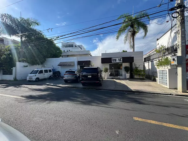 casas - vendo casa como 2 locales comercial, urb Fernandez 2