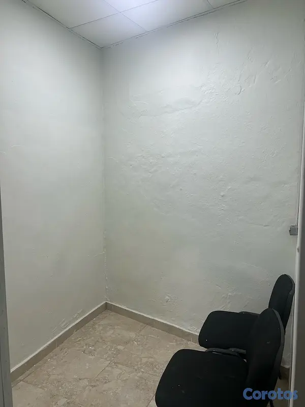 oficinas y locales comerciales - local comercial Don Bosco 8
