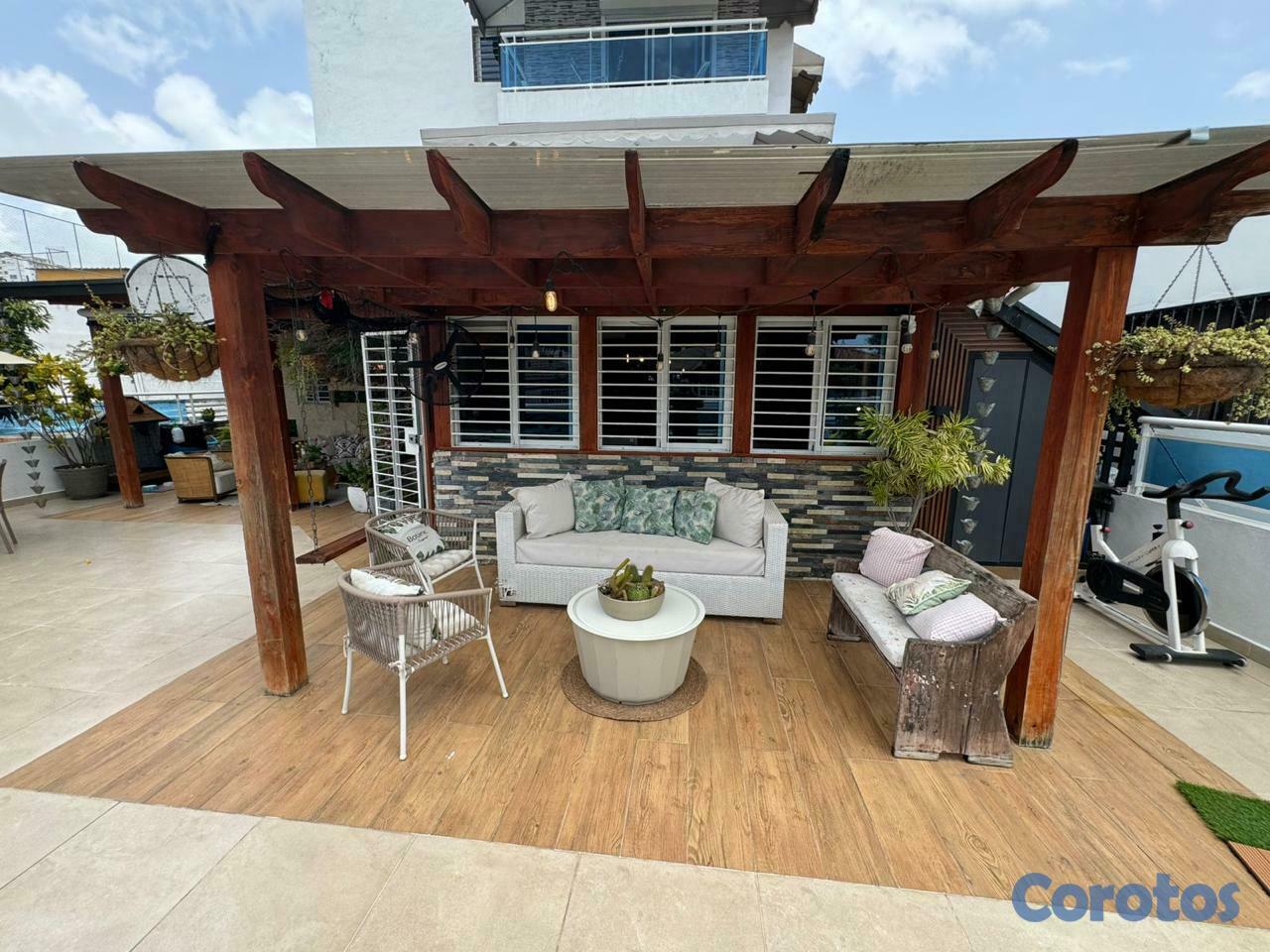 apartamentos - Vendo Apto de Lujo en 2DO. NIVEL con TERRAZA y GAZ 7