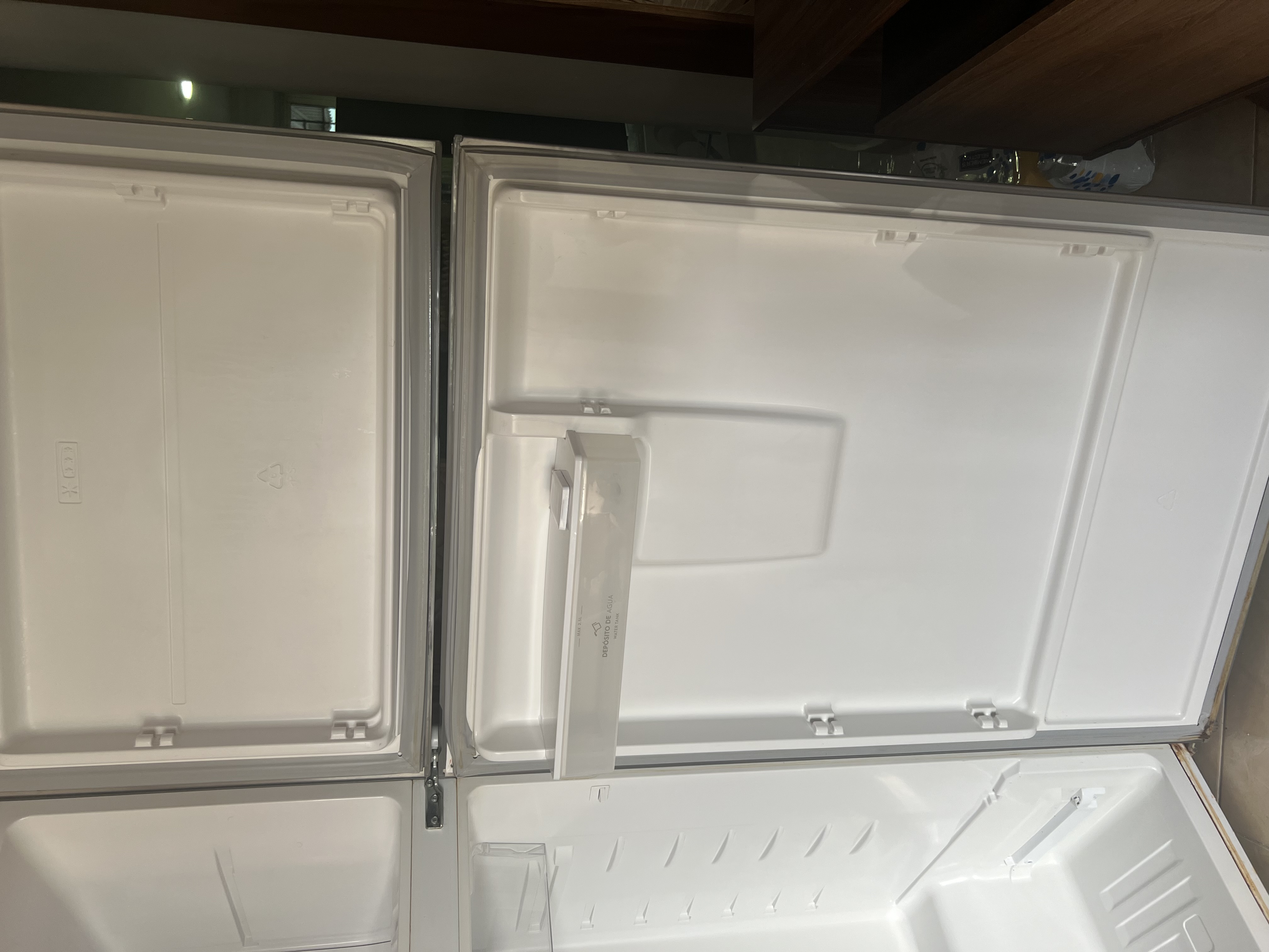 electrodomesticos - Nevera FRIGIDAIRE 17 pies cúbicos 2
