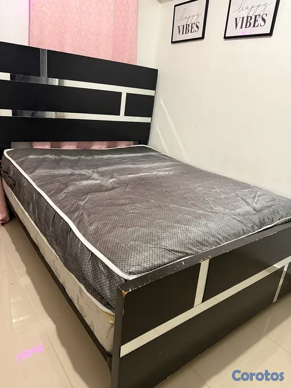 muebles y colchones - Cama Queen Size, con todo y colchón. 4