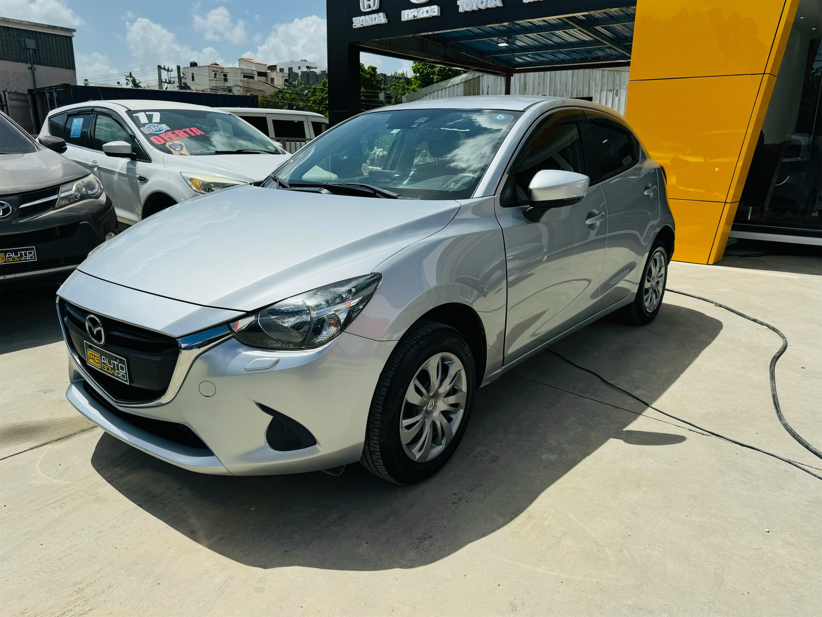 carros - Mazda Demio 2019 1