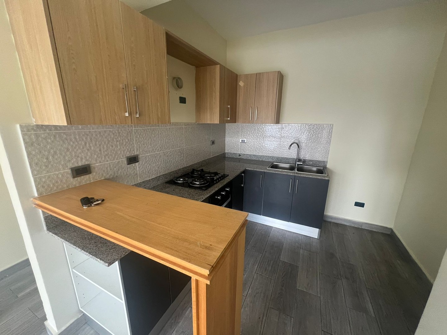 apartamentos - zona Universitaria

Apartamento en alquiler Vacío , próx. UASD
USD$900 2