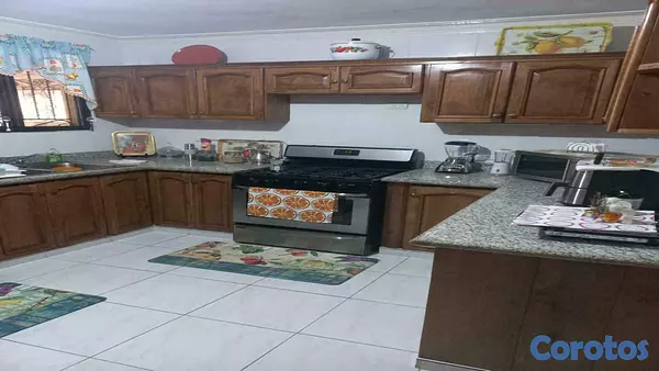 casas - CASA EN VENTA RESIDENCIAL EUGENIO MARIA DE HOSTOS 10