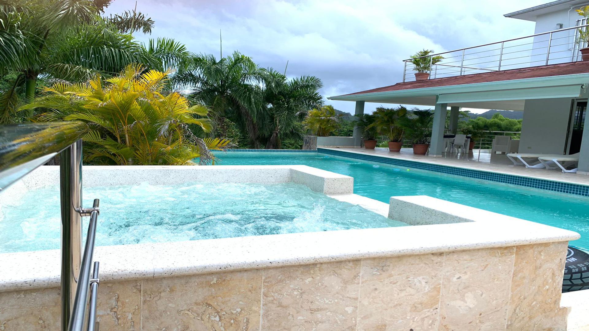 casas vacacionales y villas - VILLA AMUEBLADA CON PISCINA - EN SAMANÁ