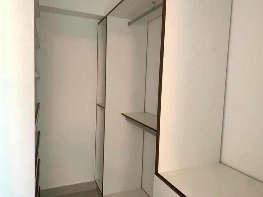 apartamentos - Apartamento en alquiler Evaristo Morales Santo Domingo 8